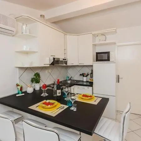 Apartments Roda Supetar Exterior photo