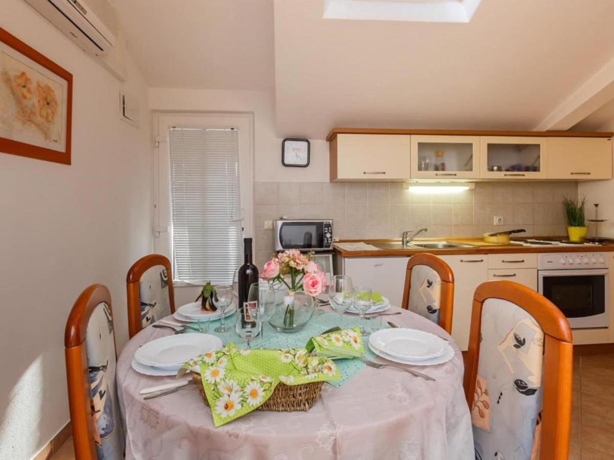 Apartment Roda Supetar